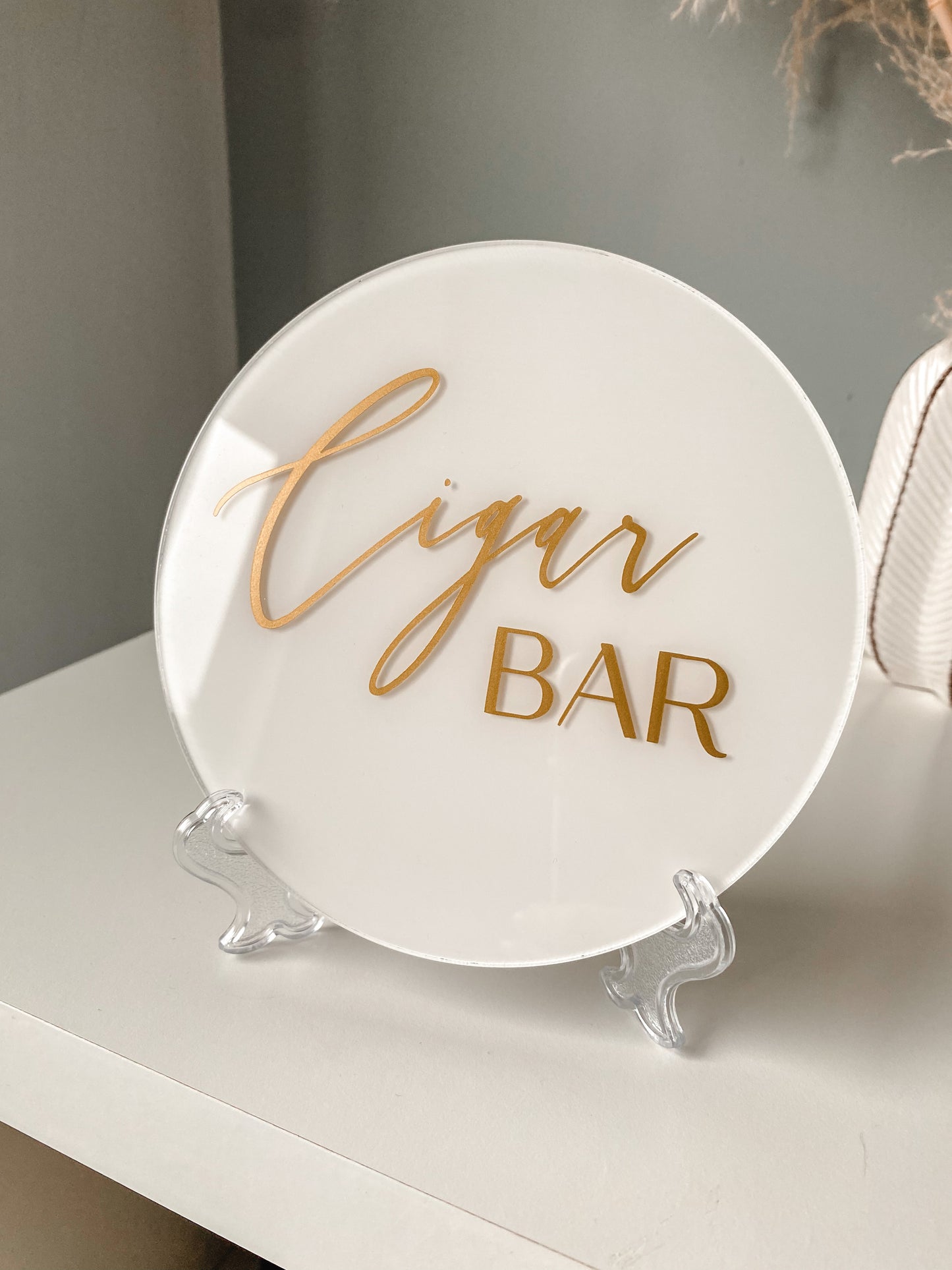 Cigar Bar (Round Sign)