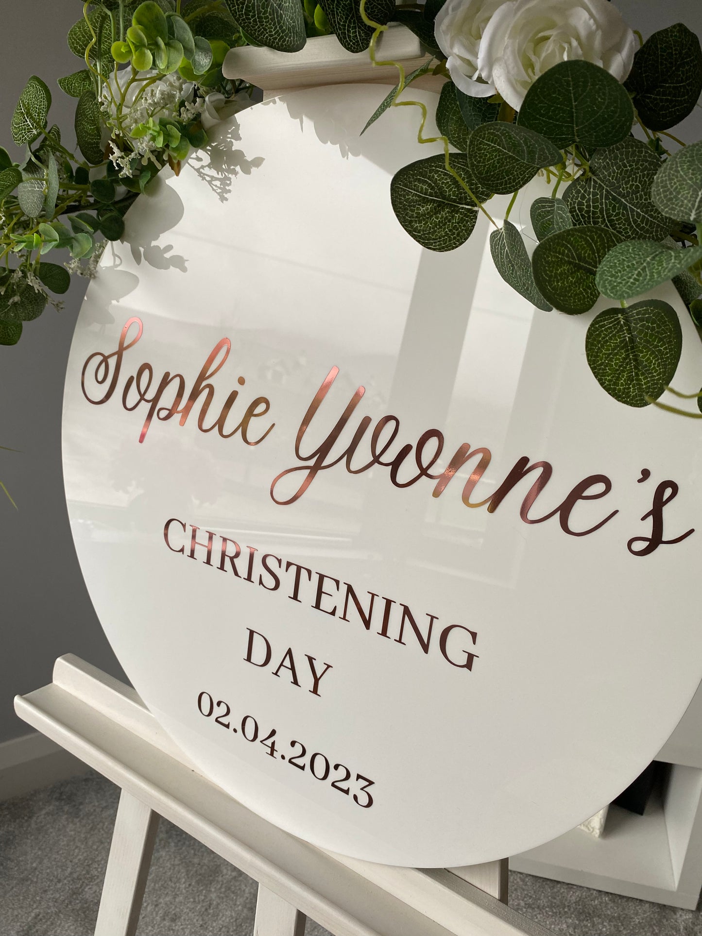 White Round Signage