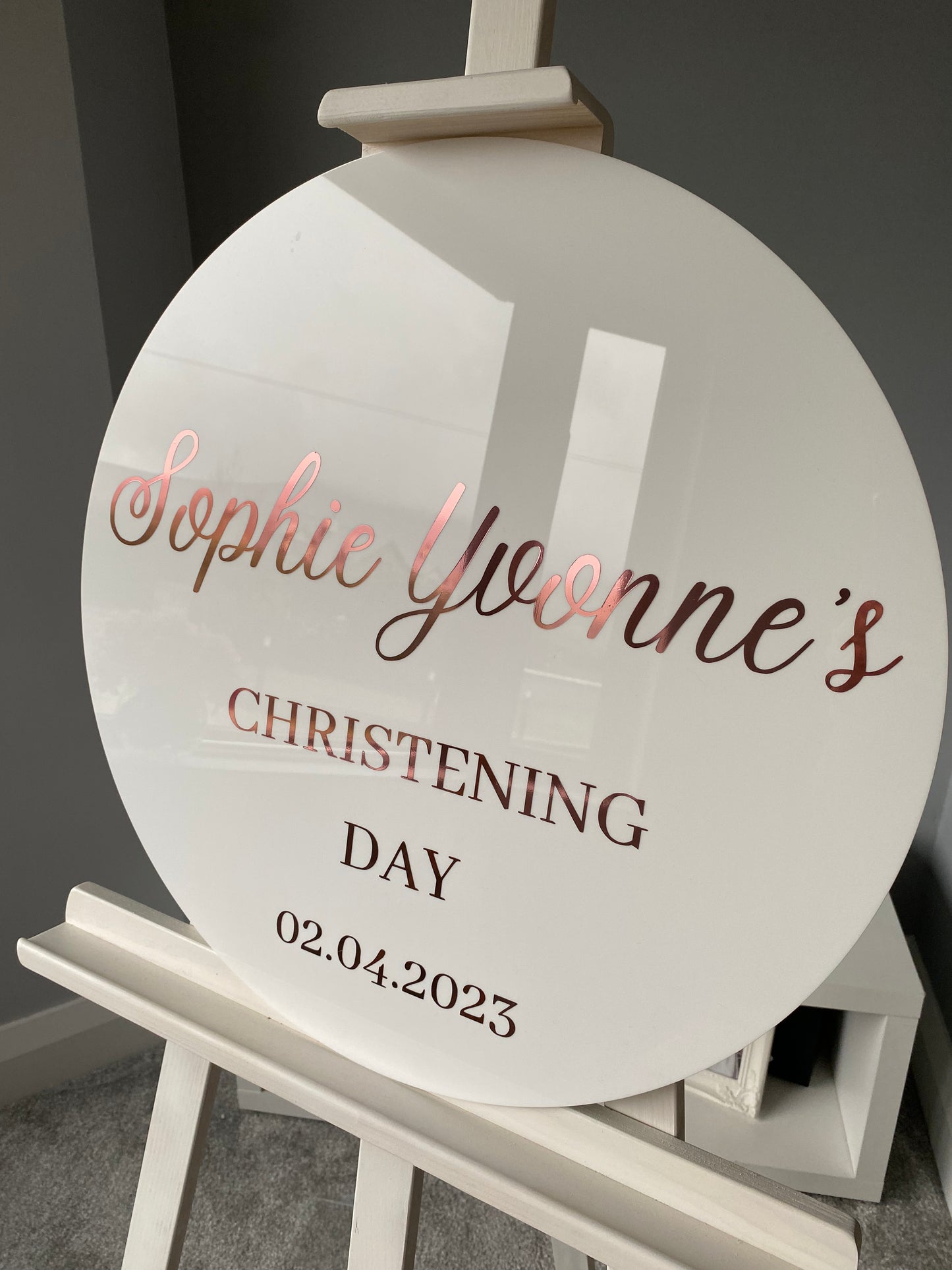 White Round Signage